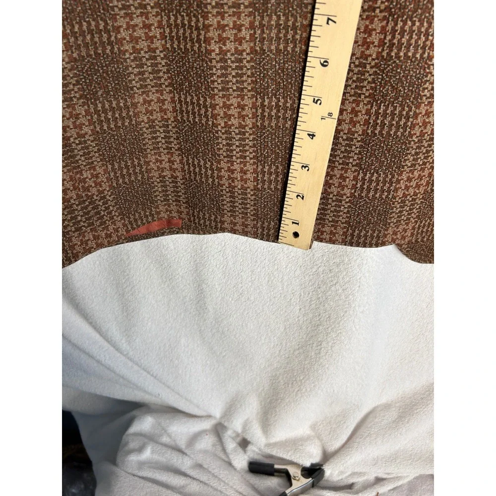 Oakmont Vintage Mens Brown Plaid Two Button Blazer Sport Coat size 44S see pics
